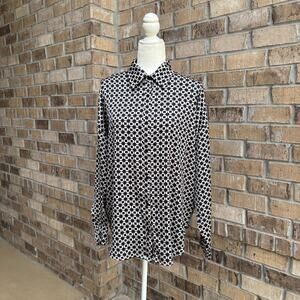 Three Pears Blouse Womens Sm Black White Geometric Button Front Long Sleeve Top